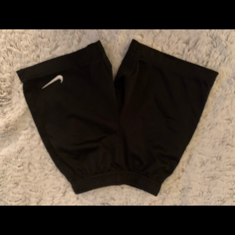 Boys Nike shorts size 4-5